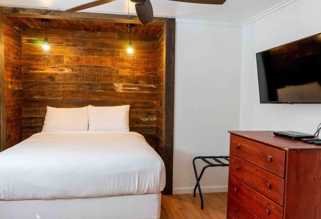 Miners Suite-Centrally Located In Shaver Lake Bagian luar foto