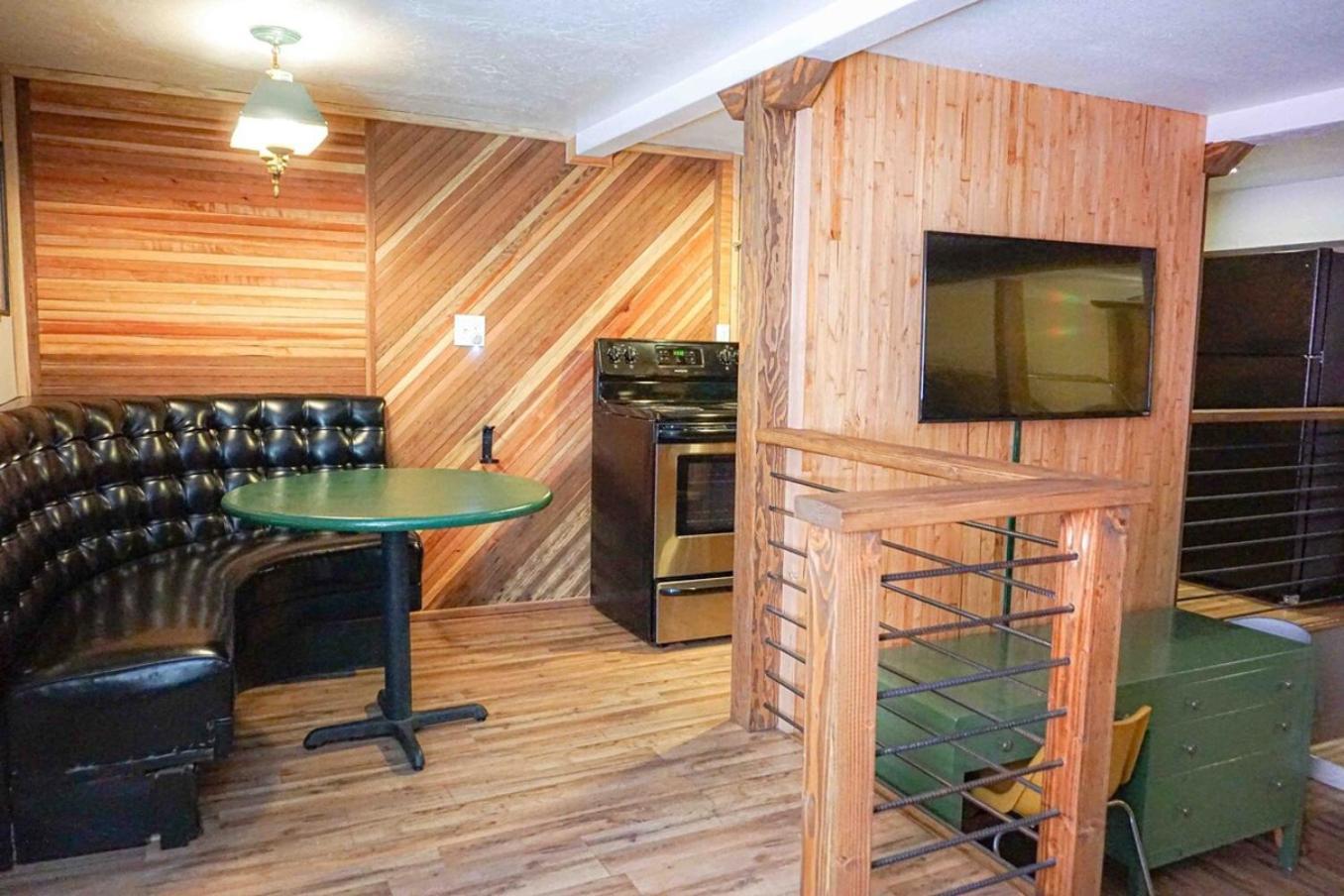 Miners Suite-Centrally Located In Shaver Lake Bagian luar foto